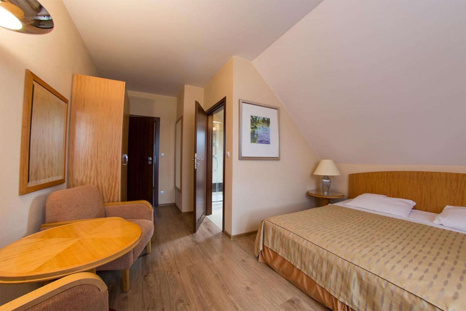 Appartement Wisniowy Sad à Kudowa-Zdrój Extérieur photo