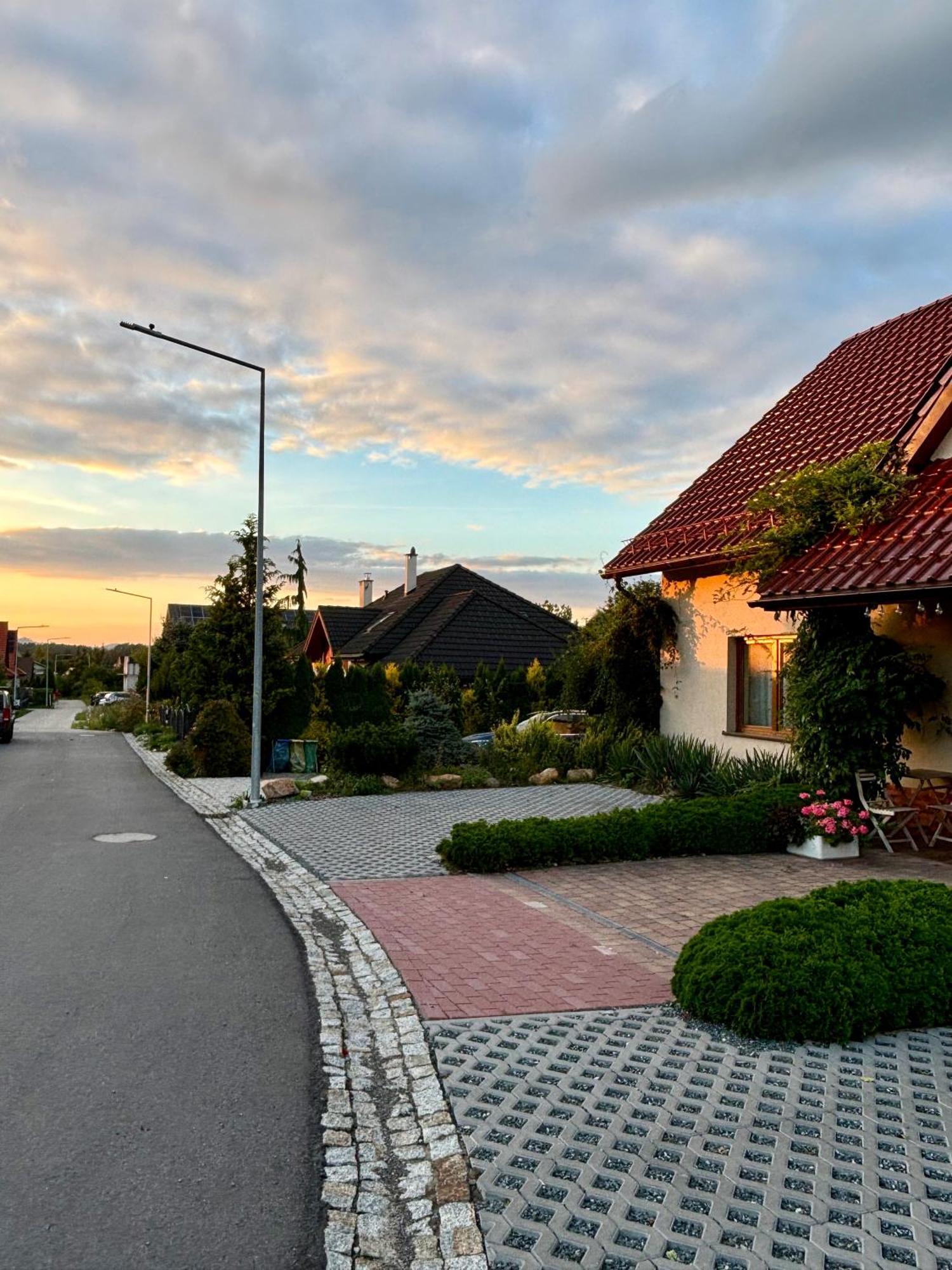 Appartement Wisniowy Sad à Kudowa-Zdrój Extérieur photo