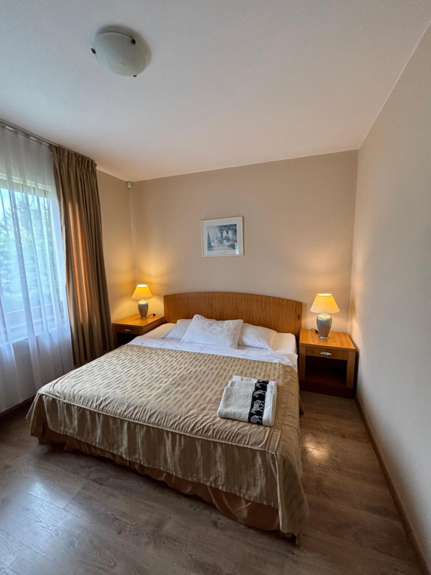Appartement Wisniowy Sad à Kudowa-Zdrój Extérieur photo